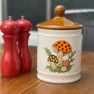 Vintage 1982 Mushroom Canister